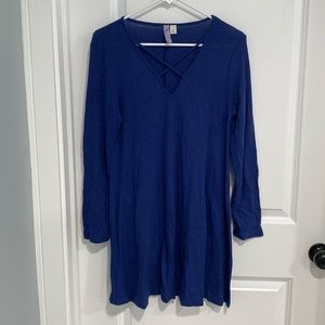 Francesca’s Alya long sleeve ribbed knit dress with v neck accents